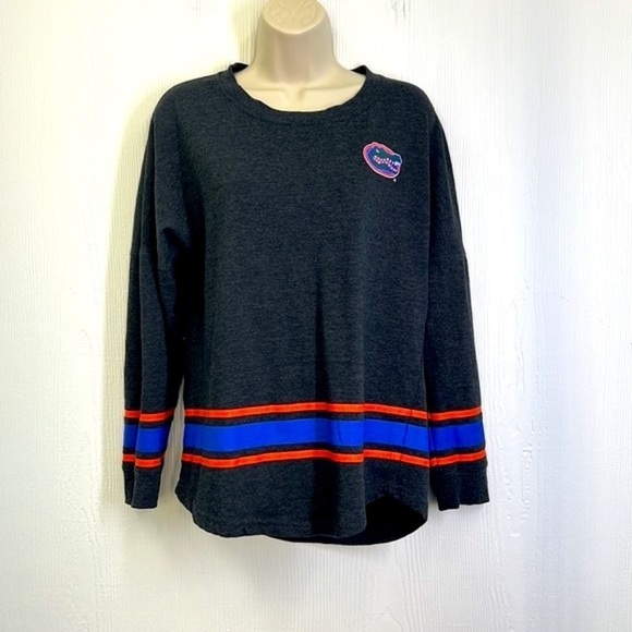 Colosseum - Florida Gators Long Sleeve Gator Graphics And Stripes Sweatshirt XS - Picture 2 of 11